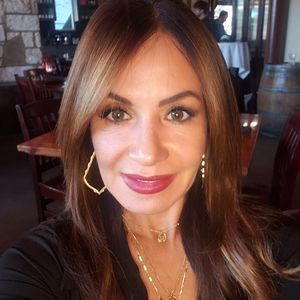 Meet your Posher, Maritza